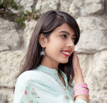 Anjali Yadav, Pune